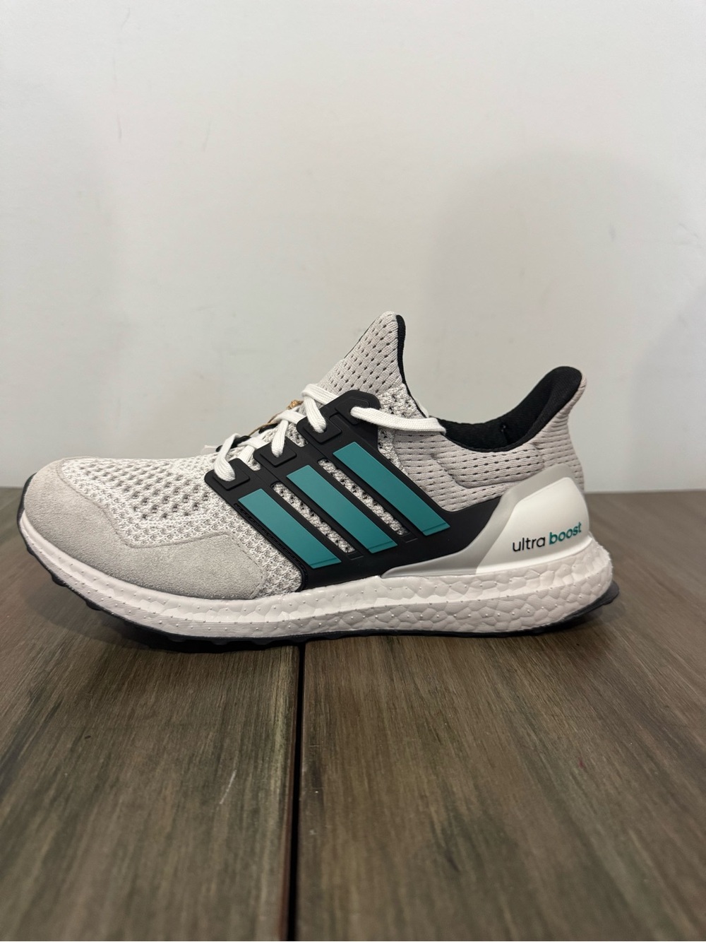 ADIDAS ULTRABOOST 1.0 WHITE PURE TEAL MEN RUNNING SHOES